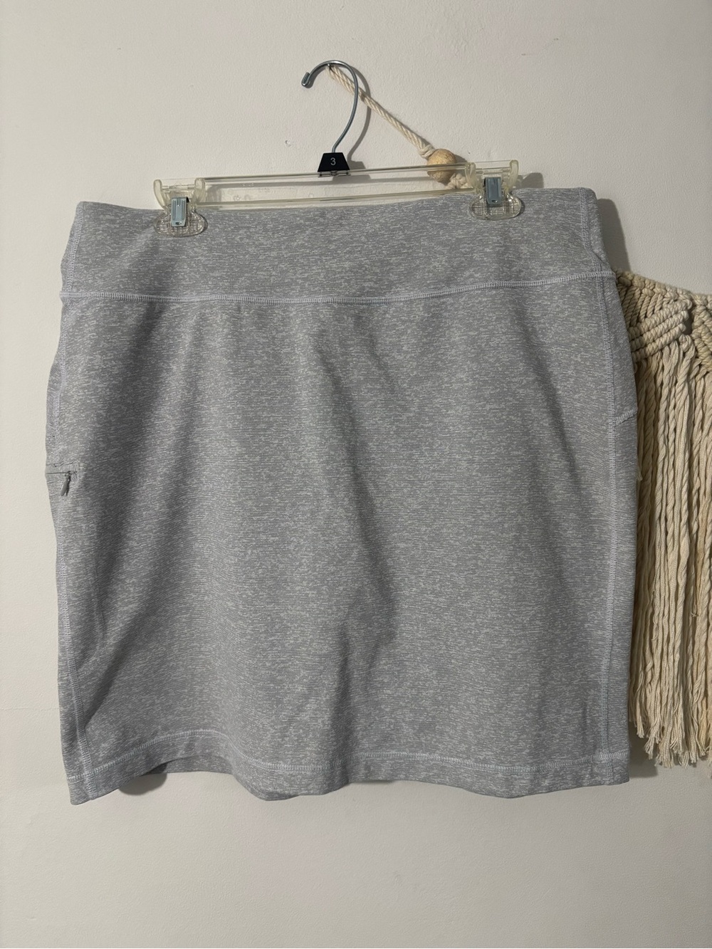 Duluth Trading Co Heather Gray Active Skort with Zip Pocket
